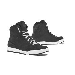 Botas ciudad FORMA Swift Dry Black White